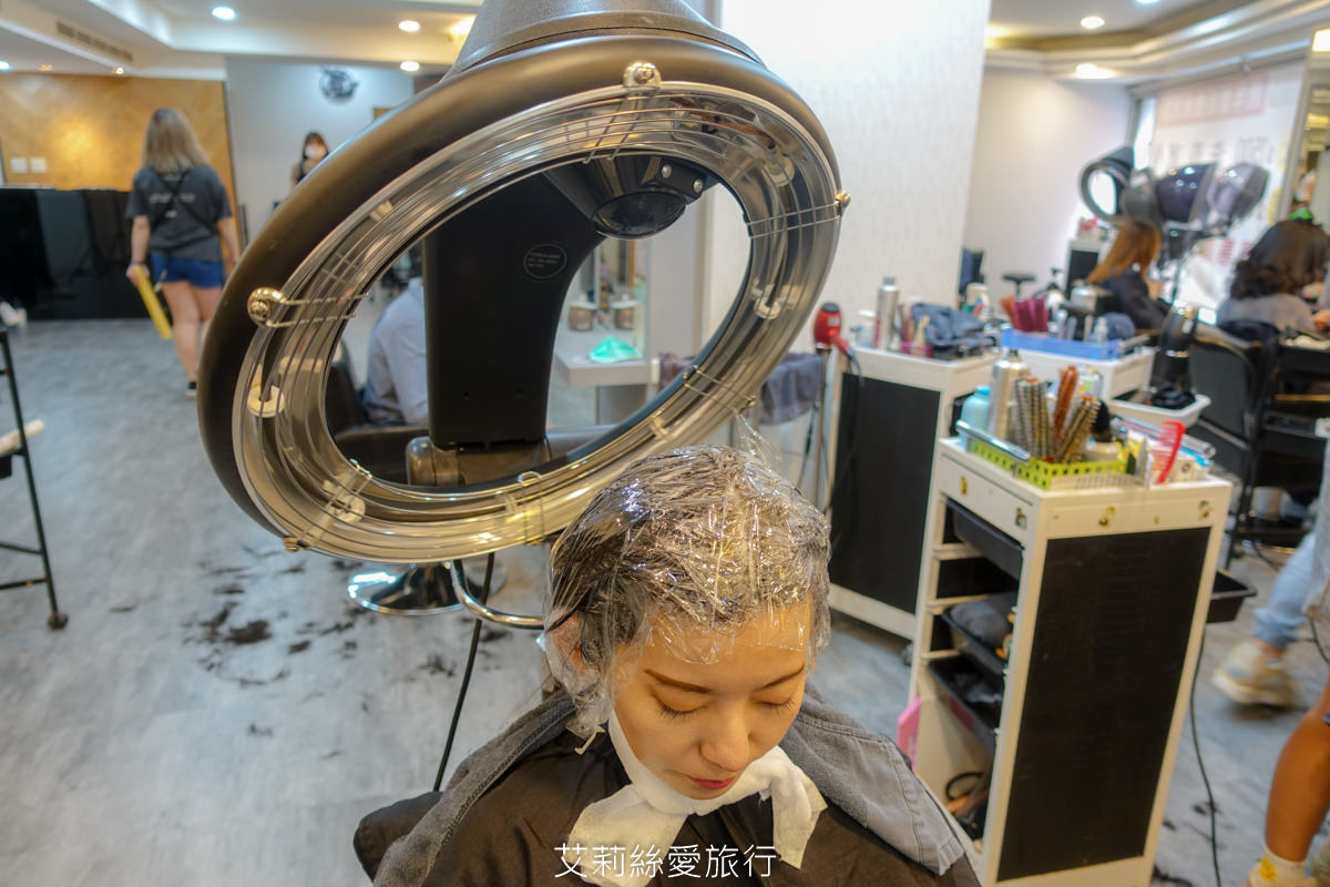 板橋染髮推薦 Worhair髮廊不分長短1200元 價格透明好安心